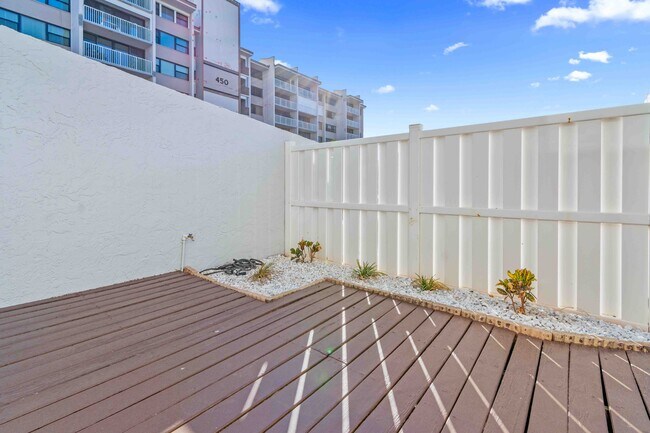 Foto del edificio - 500 Treasure Island Causeway