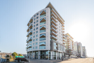 Building Photo - 15 Kings Wharf Pl