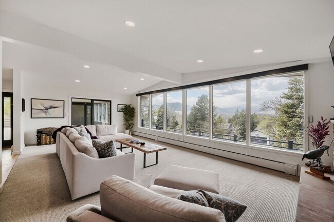 Foto del edificio - 1034 Westview Dr