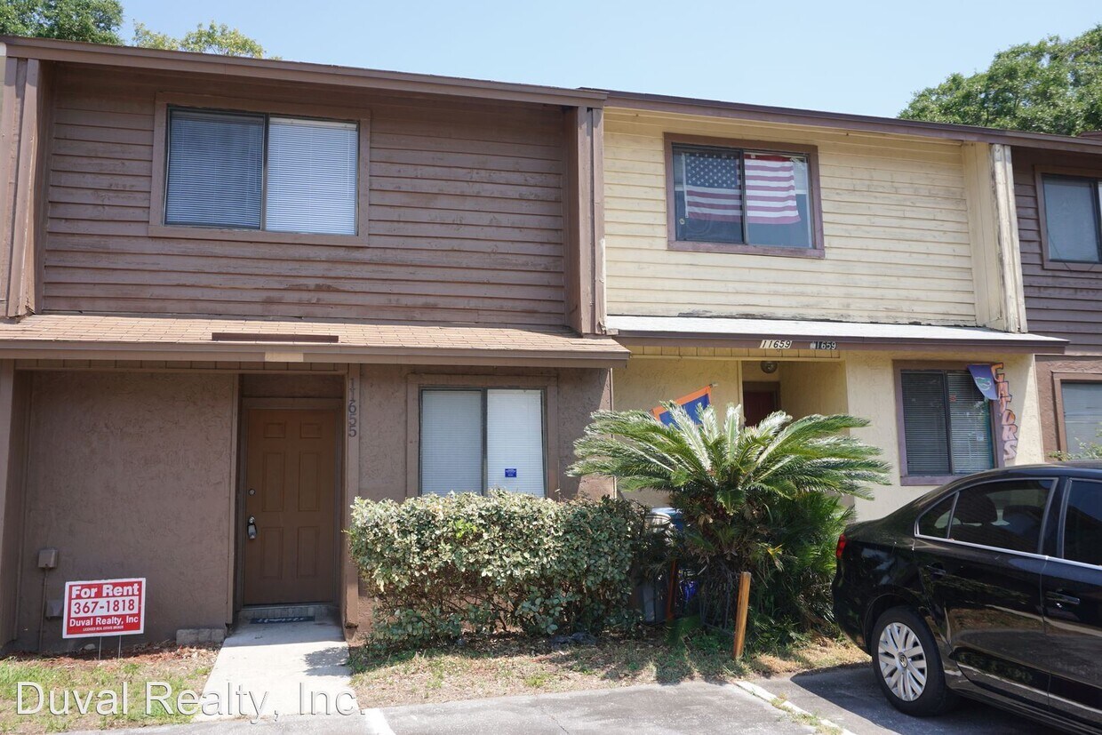 Primary Photo - 11655 Dunes Way Dr N