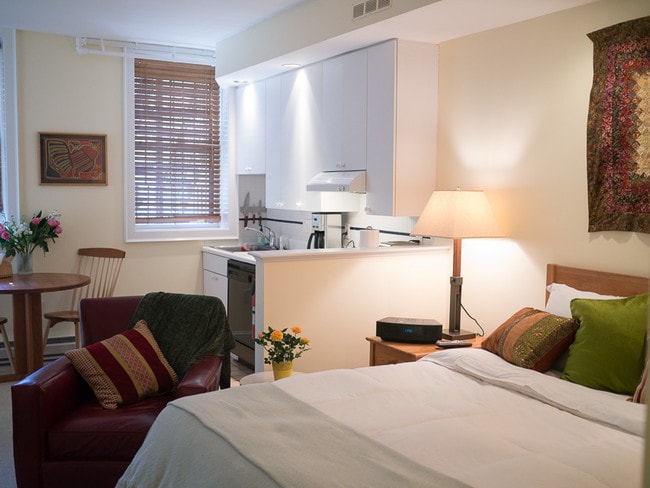 Building Photo - 72 Montgomery St