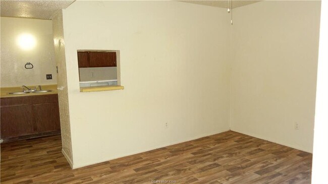 Building Photo - 4405 Carter Creek Pkwy