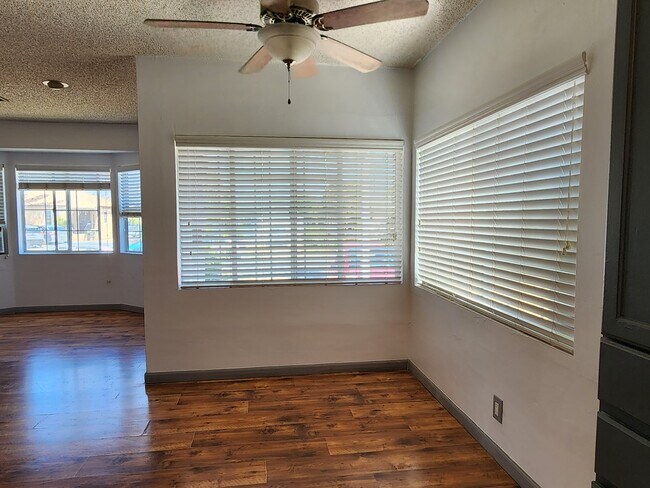 Building Photo - 7713 Hinds Ave