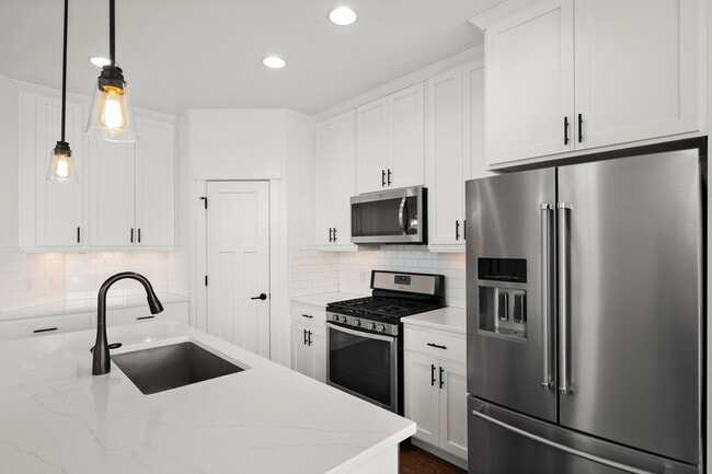 Building Photo - 15392 S Skyraider Ln