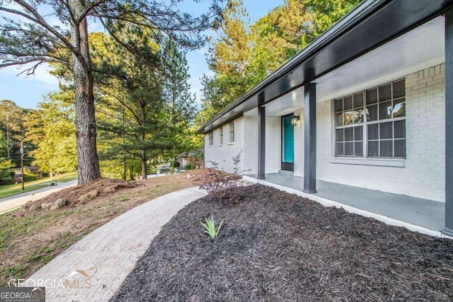 Photo - 2243 7 Oaks Cir House