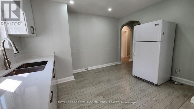 Photo du bâtiment - 207 Olive Ave