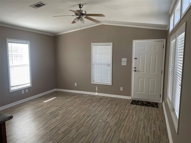 Foto del edificio - 21513 W Hammond Dr
