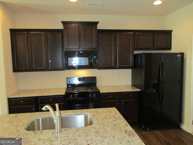 Foto del edificio - 2723 Morgan Glen Rd NE