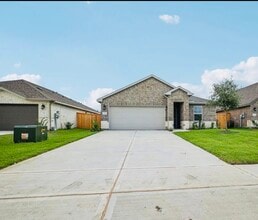 Building Photo - 3226 Memorial Way