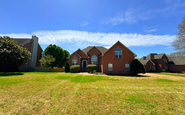 Building Photo - 806 Muscogee Way