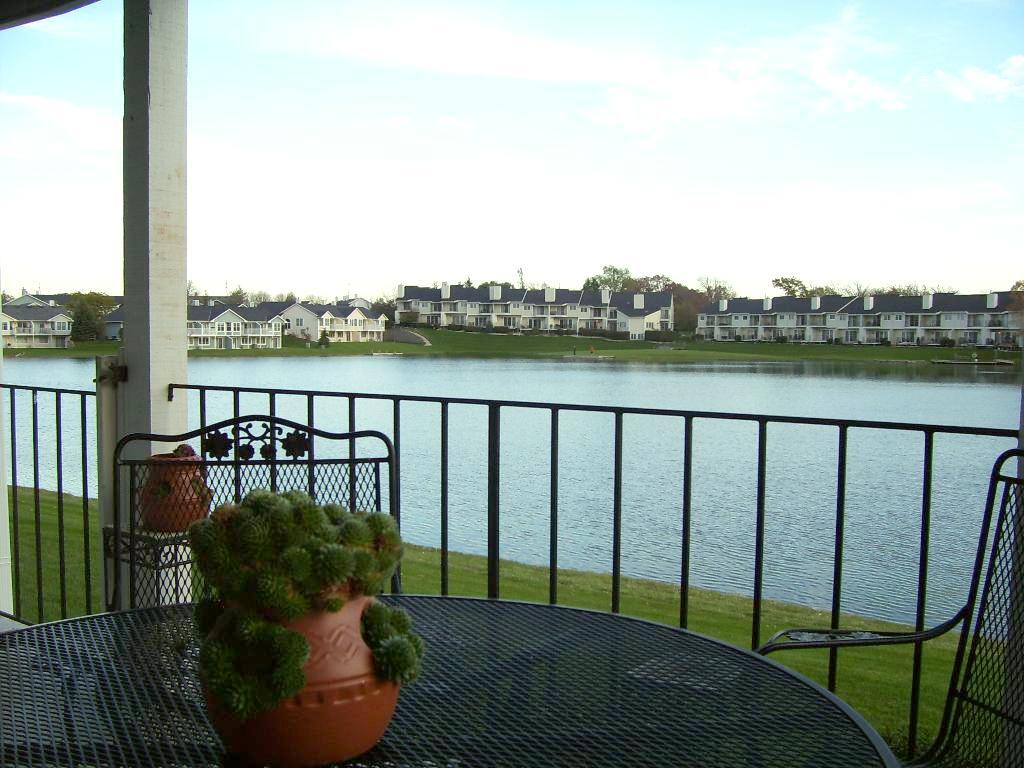 8378 Tuckaway Shores Dr, Franklin, WI 53132 Condo for Rent in