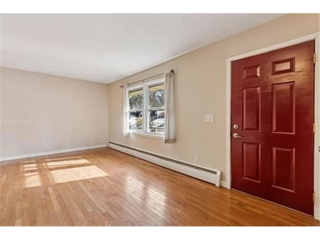 Building Photo - 1241 Circle Terrace Blvd NE