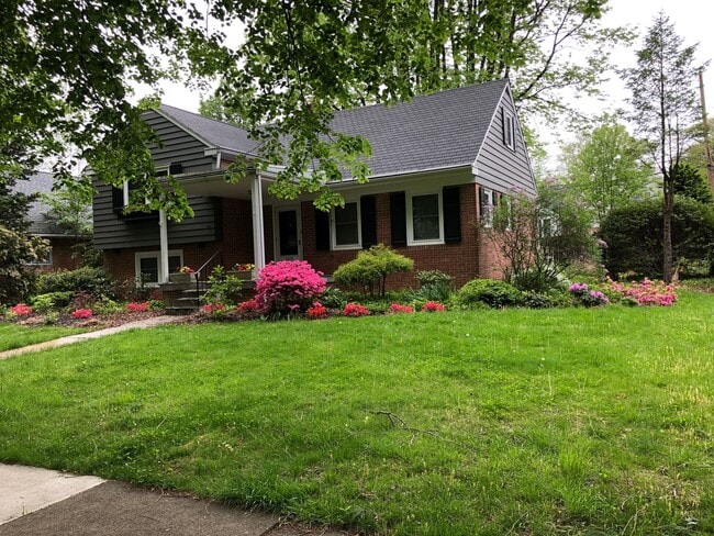 Foto del edificio - Wyomissing Schools Rental