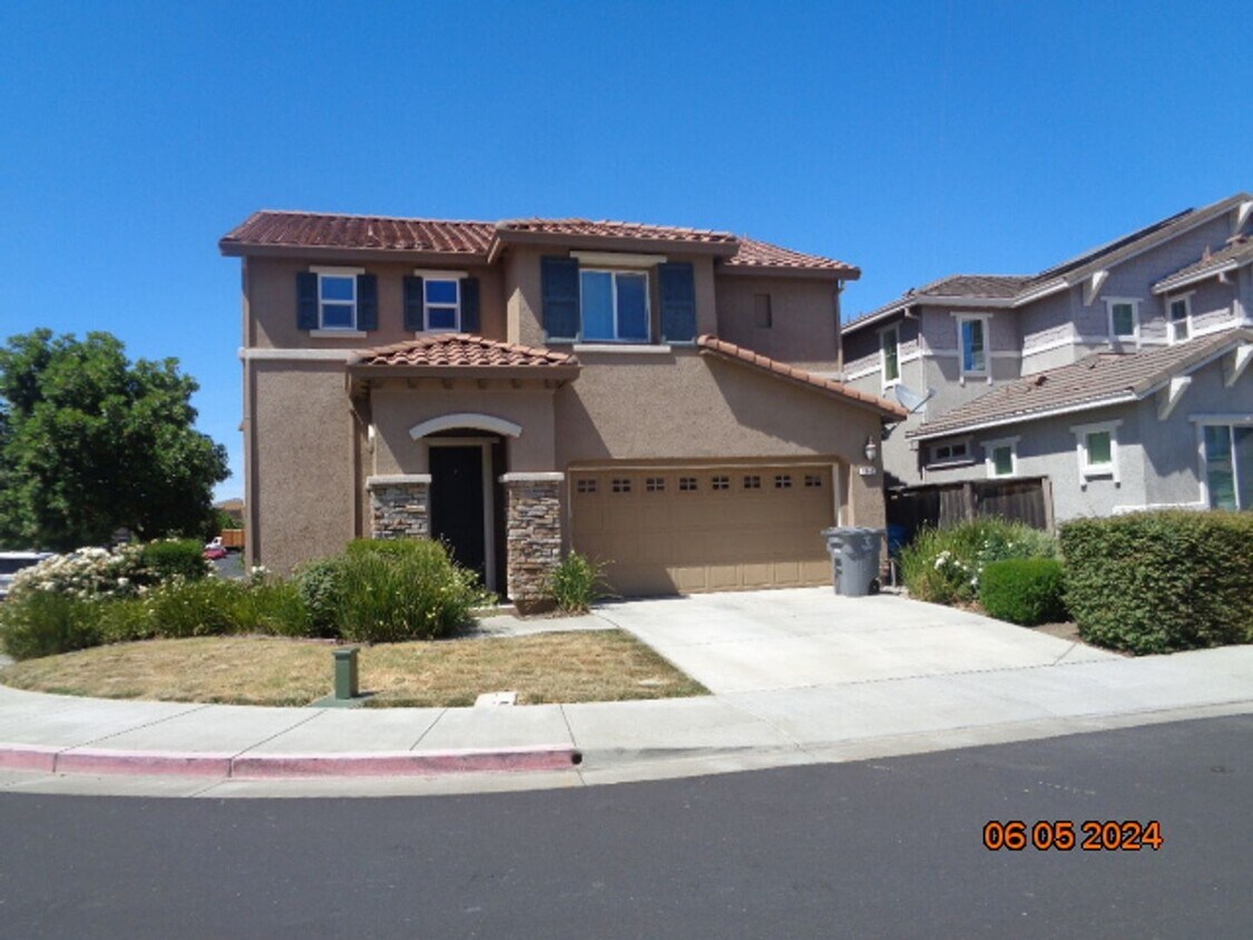 1345 Cornell Dr, Dixon, CA 95620 House Rental in Dixon, CA