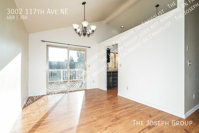 Foto del edificio - 3002 117th Ave NE