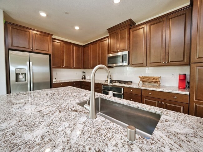 Building Photo - 3606 Damora Ave