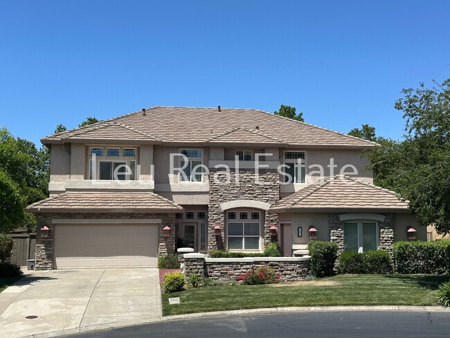 Building Photo - 131 Gage Ct