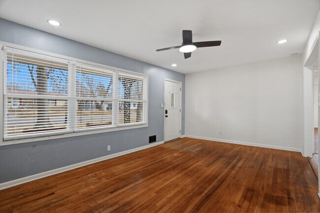 Foto del edificio - 101 Heather Ln