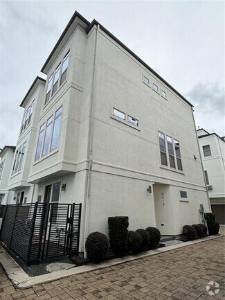 Building Photo - 5413 Larkin St