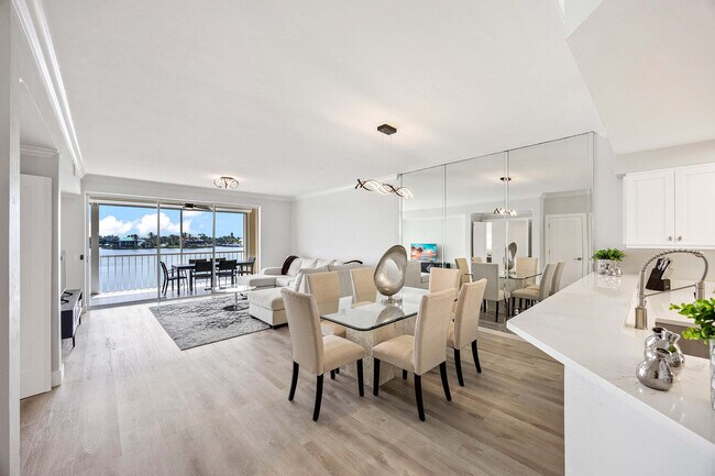 Foto del edificio - 9700 Gulf Shore Dr