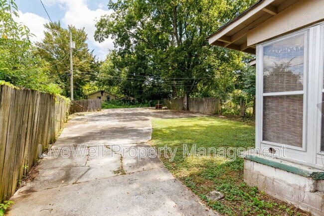 Building Photo - 4329 Harmon St