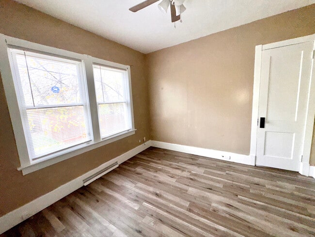 Building Photo - 4332 Jackman Rd