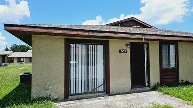 Building Photo - 1050 N Fiske Blvd