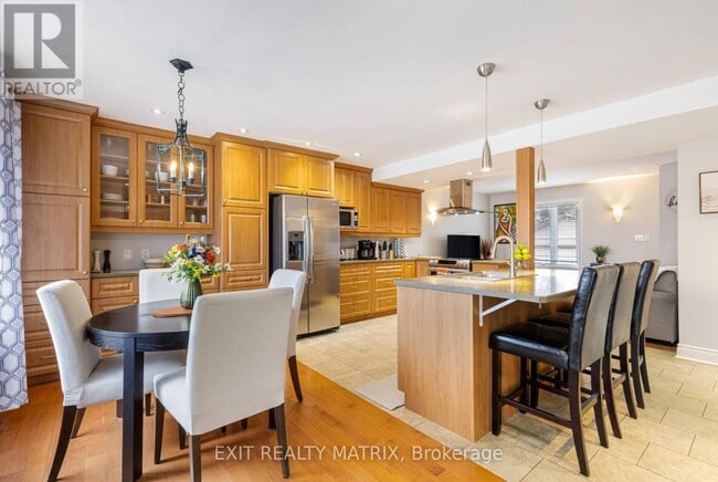 Photo du bâtiment - 848 Willow Ave