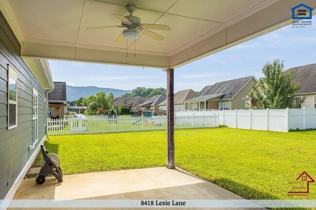 Building Photo - 8418 Lexie Ln
