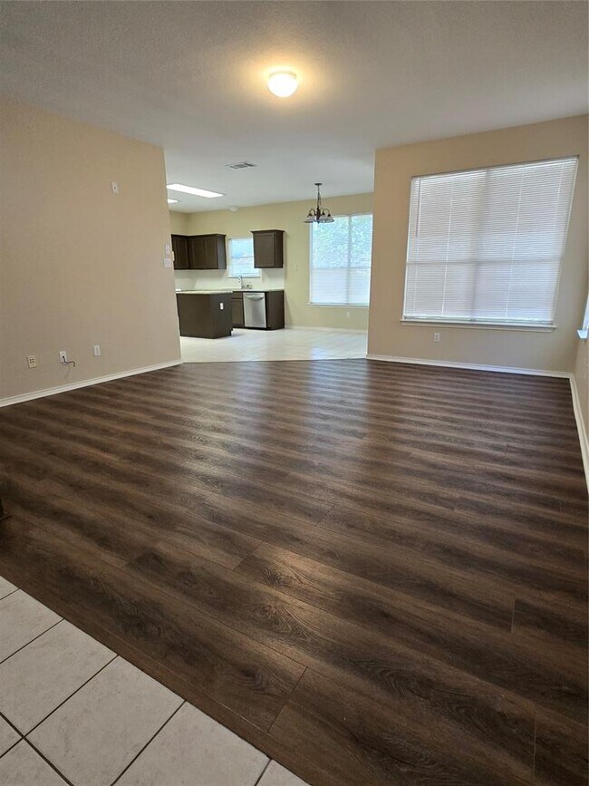 Foto del edificio - 8309 Dulac Dr