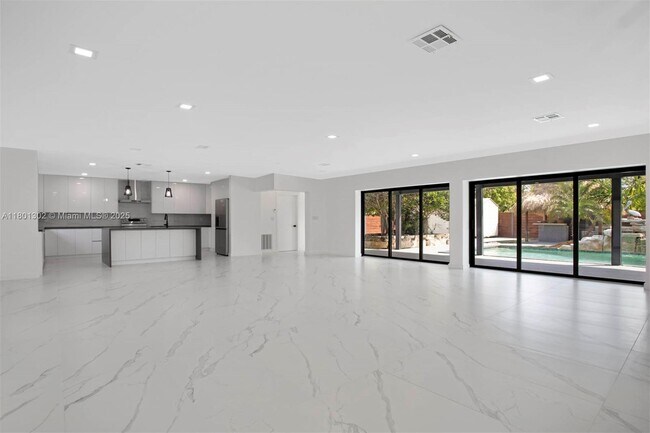 Foto del edificio - 17701 SW 92nd Ct