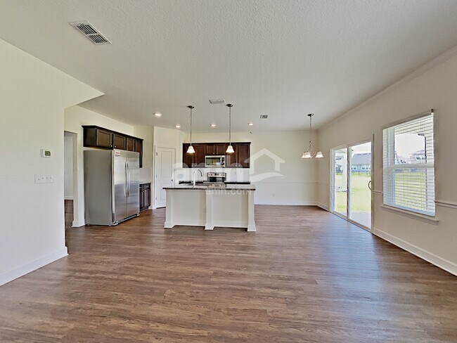 Building Photo - 636 Welcome Home Dr
