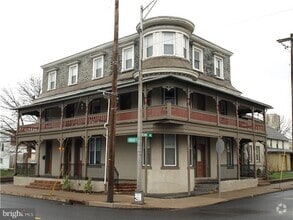 Building Photo - 101 E Broad St