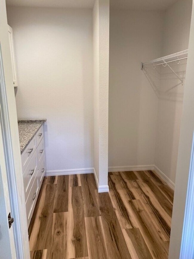 Foto del edificio - STUDENT HOUSING