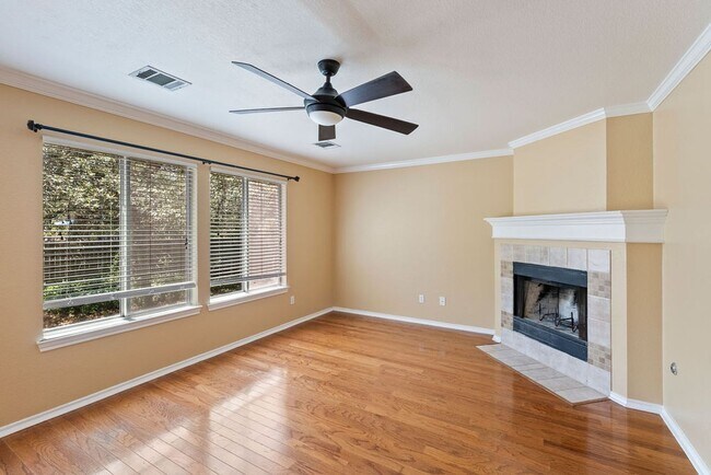 Building Photo - Beautiful 4 bedroom, 3 bathroom home in Cedar Park!!!