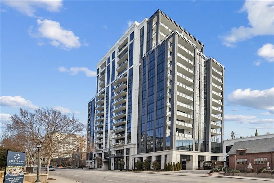 Foto principal - 2425 Peachtree Rd