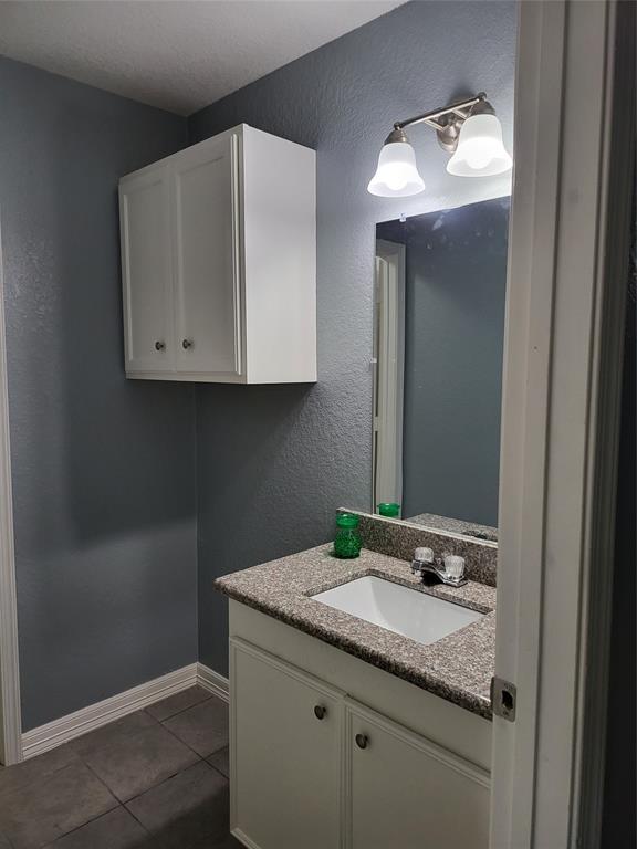 Building Photo - 4718 Cashel Cir