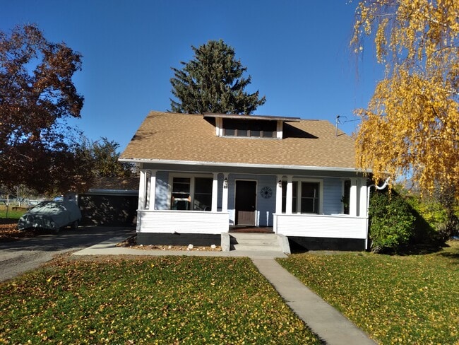 Building Photo - 183 E 200 S