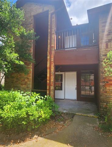 Building Photo - 506 E Denton Dr