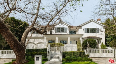 Building Photo - 957 Corsica Dr