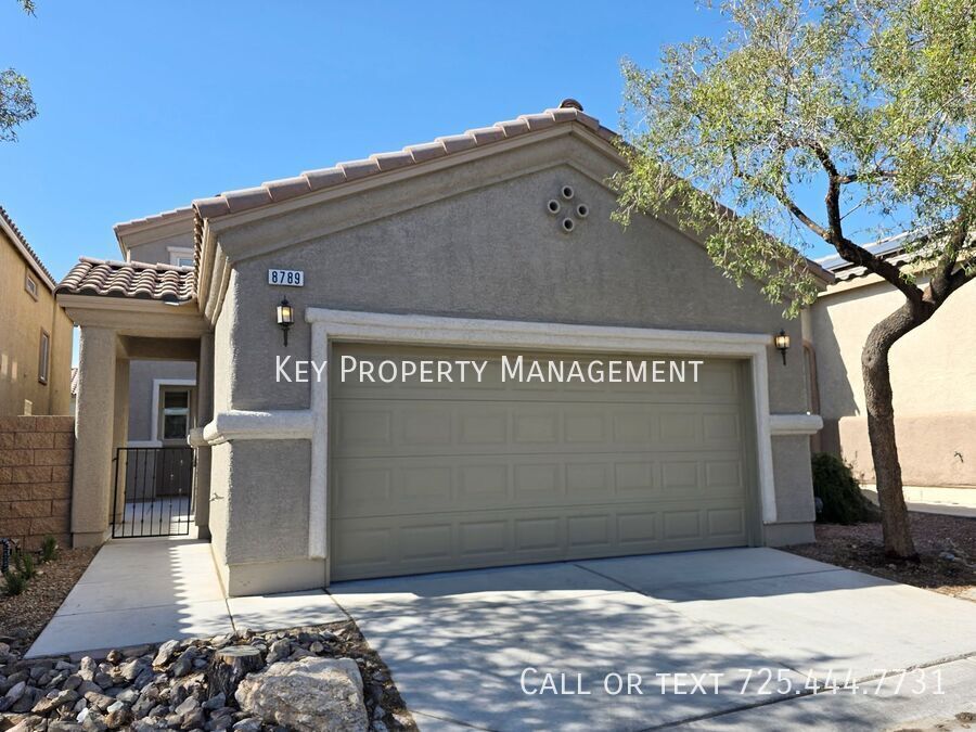 Foto principal - 8789 Ashley Park Ave