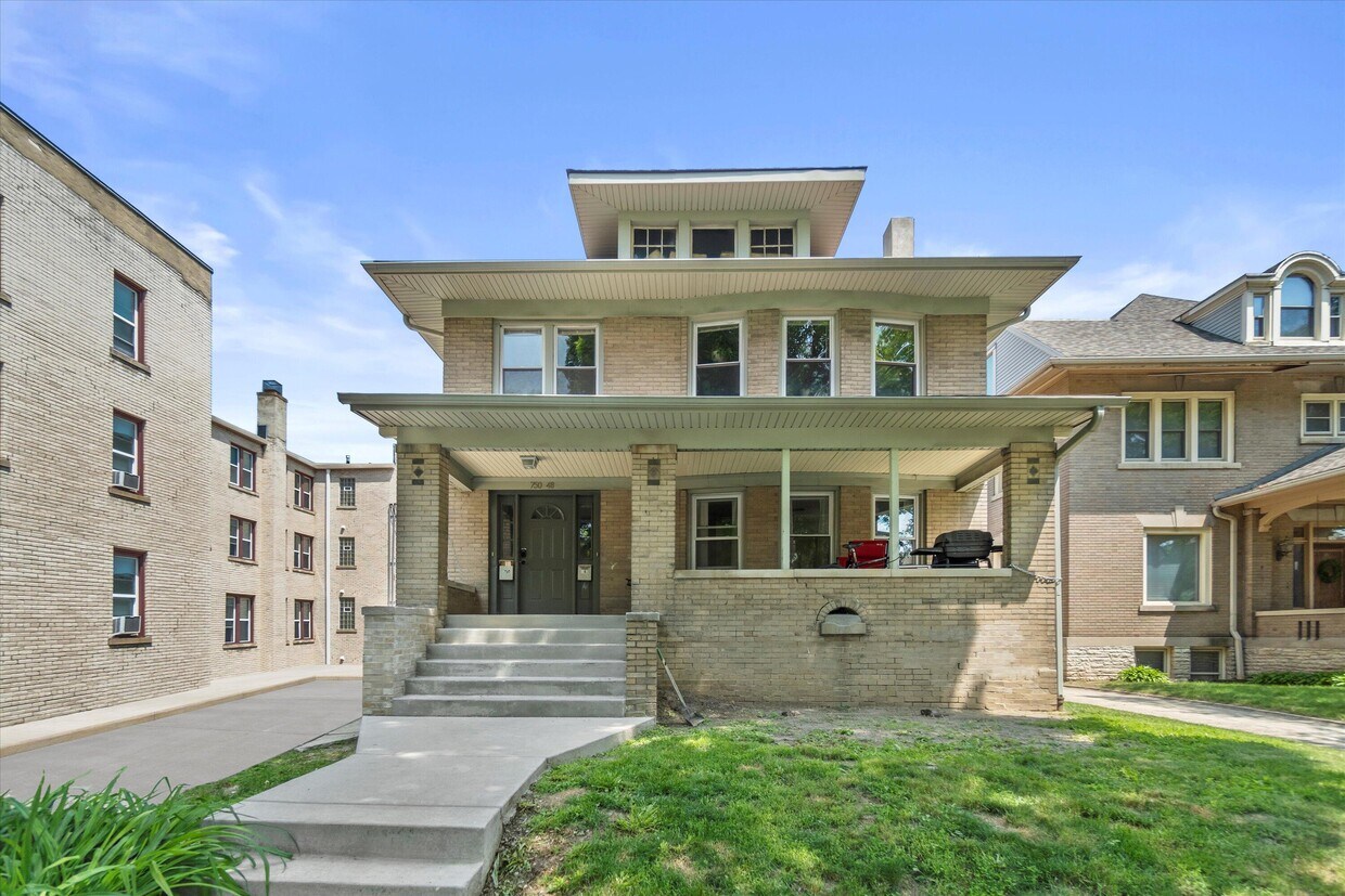 Primary Photo - 748 N 34th St