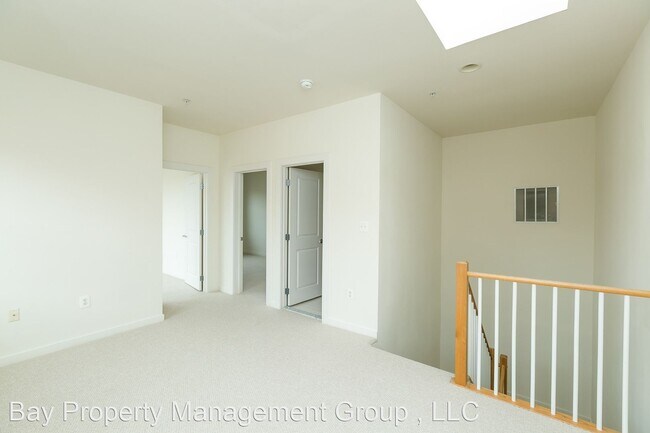 Foto del edificio - 4 br, 3.5 bath House - 125 Station North Mews