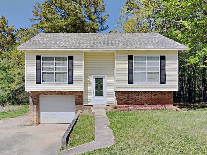 Primary Photo - 202 Westchester Dr