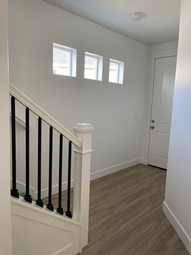 Foto del edificio - 1099 N Ledger Dr