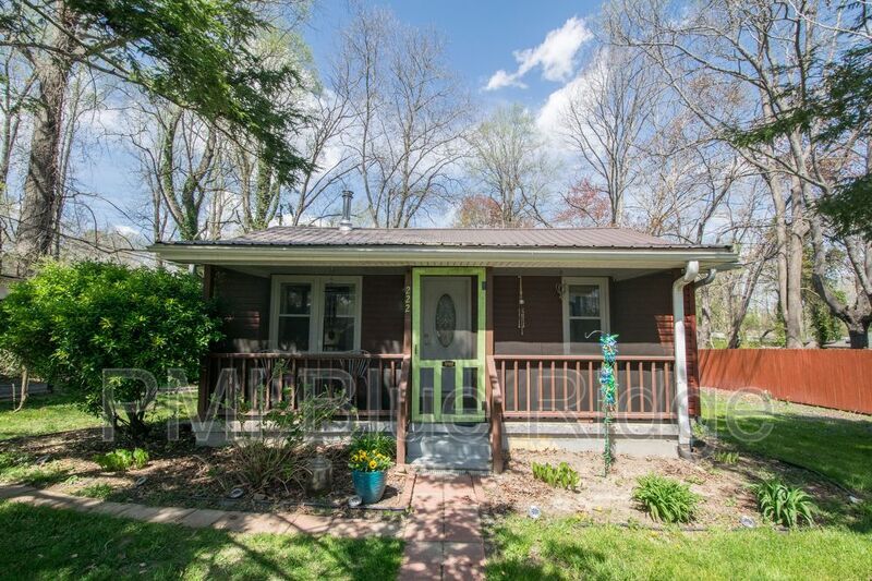 Primary Photo - 222 Gull Ave