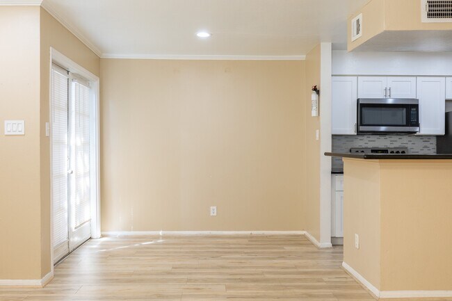 Foto del edificio - 14600 Fonmeadow Dr