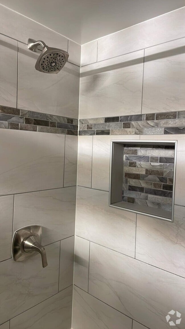 Hampden Apartments for Rent with a Yard Baltimore, MD 2 Rentals