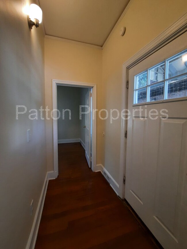 Building Photo - 1430-1432-1434 Gregg Street - Inside CoC -...