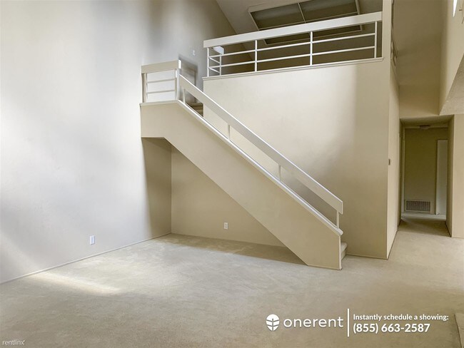 Building Photo - 3 br, 2 bath Condo - 1608 Sparkling Way -